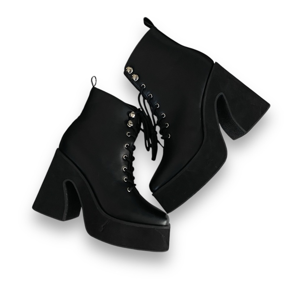 Black platform lace up square toe boots